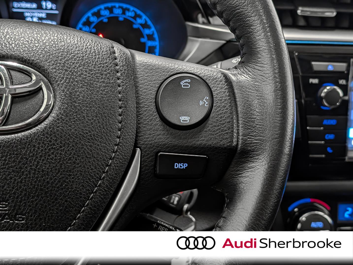 toyota Corolla 2015 - 20