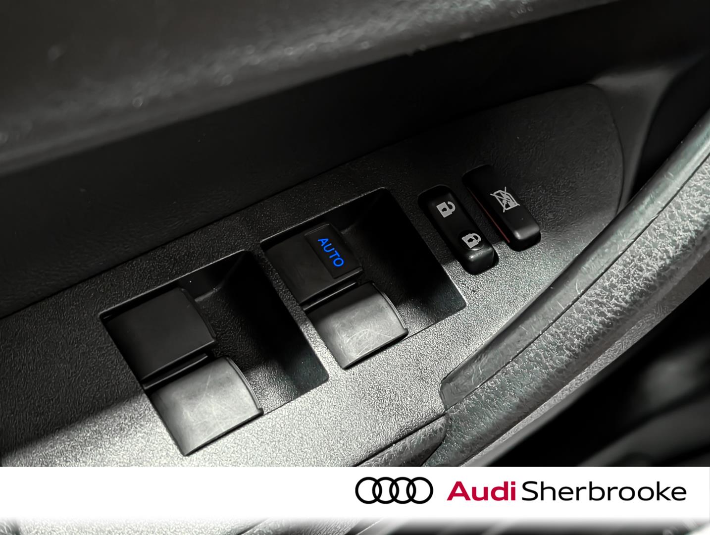 toyota Corolla 2015 - 22