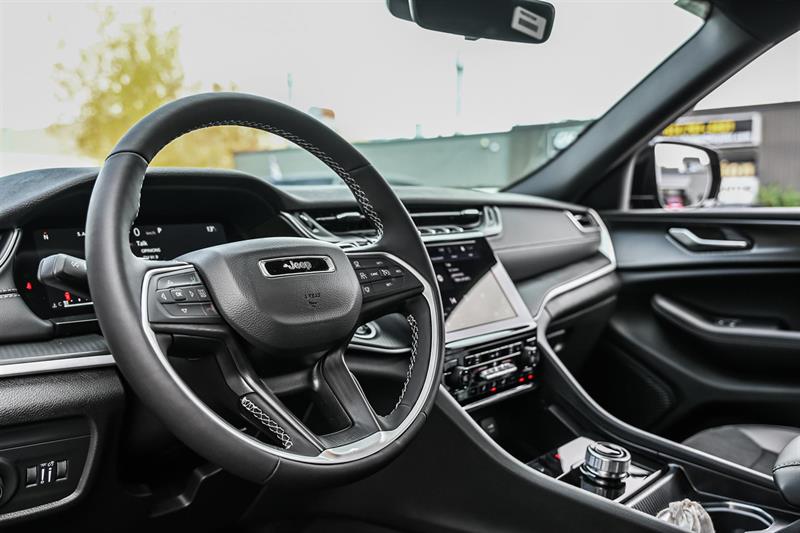 jeep Grand Cherokee 2025 - 11