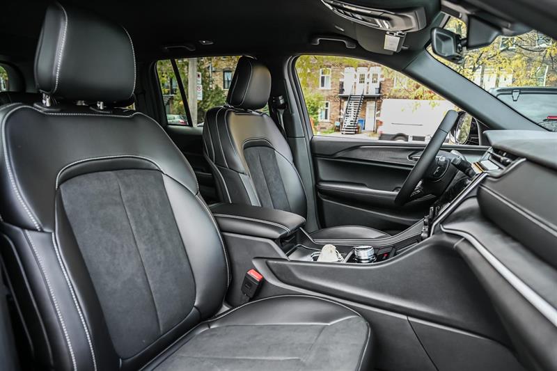 jeep Grand Cherokee 2025 - 28