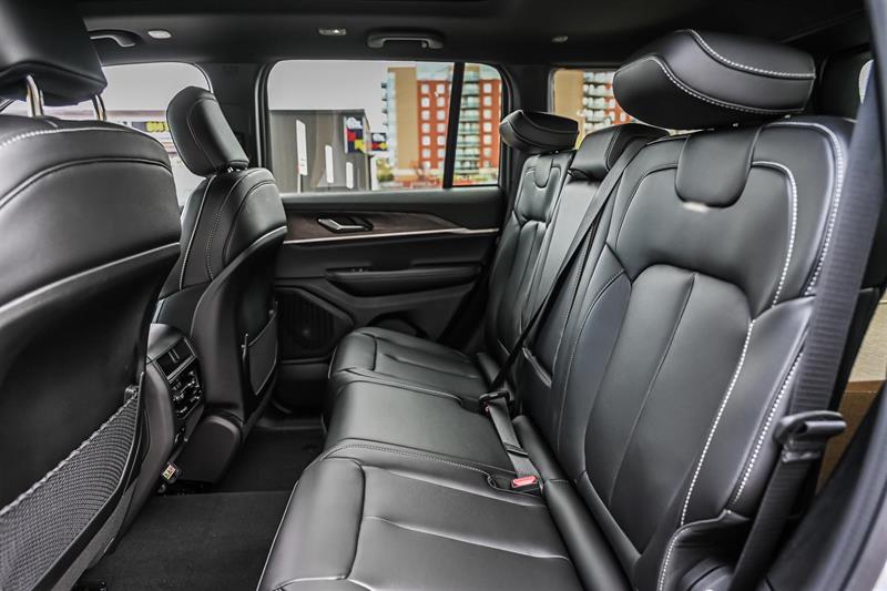 jeep Grand Cherokee 2025 - 24