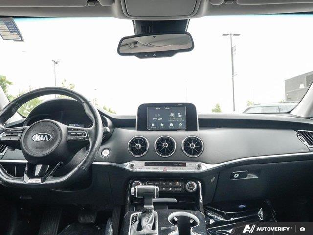 kia Stinger 2019 - 25