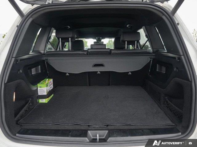 mercedes-benz GLB 2023 - 11