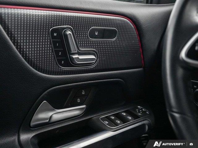 mercedes-benz GLB 2023 - 17