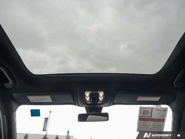 mercedes-benz GLB 2023 - 26