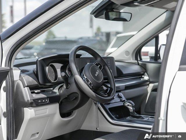 kia Carnival 2022 - 16