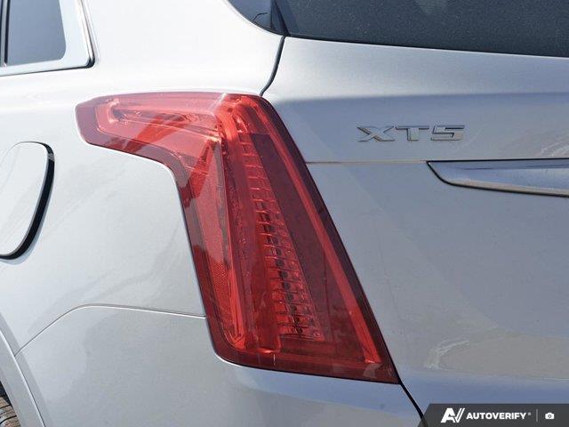 cadillac XT5 2018 - 12