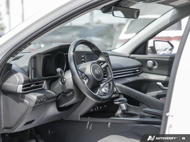 hyundai Elantra 2022 - 16