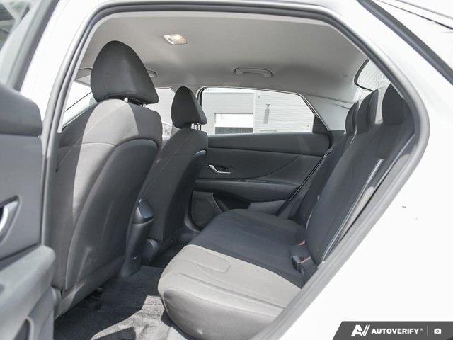 hyundai Elantra 2022 - 27