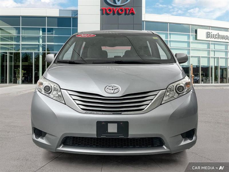 toyota Sienna 2017 - 4