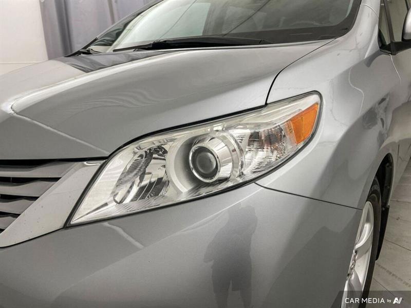 toyota Sienna 2017 - 10