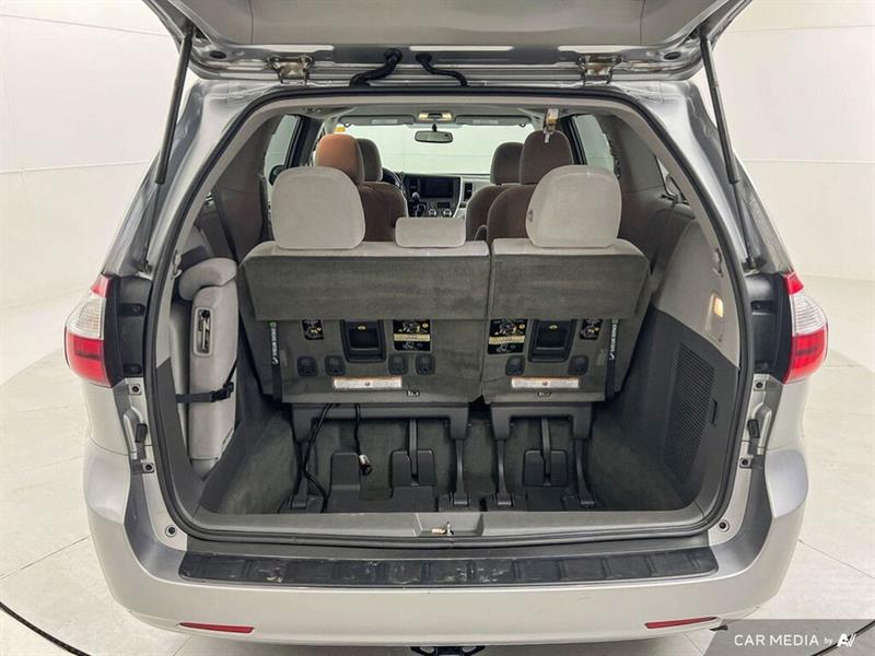 toyota Sienna 2017 - 14