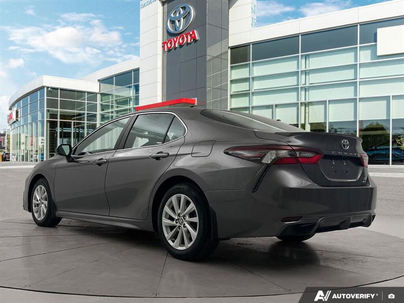 toyota Camry 2021 - 6