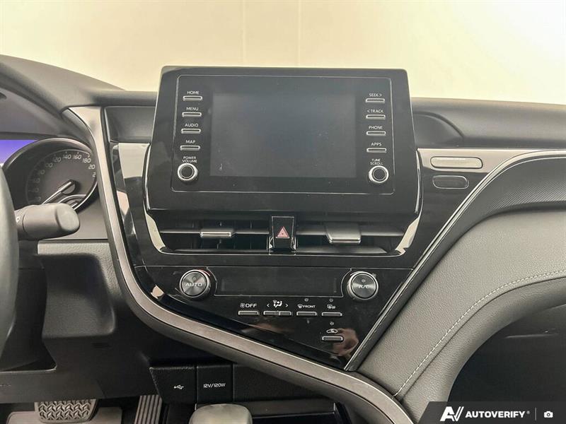 toyota Camry 2021 - 21