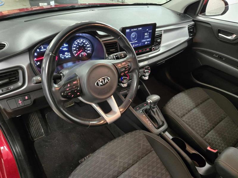 kia Rio 2021 - 11