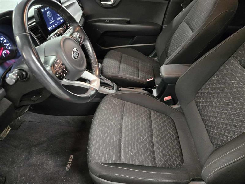 kia Rio 2021 - 12