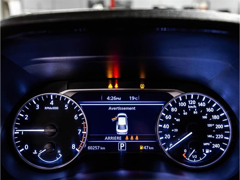 nissan Sentra 2020 - 24