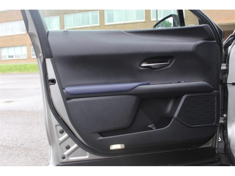 lexus UX 250H 2021 - 8