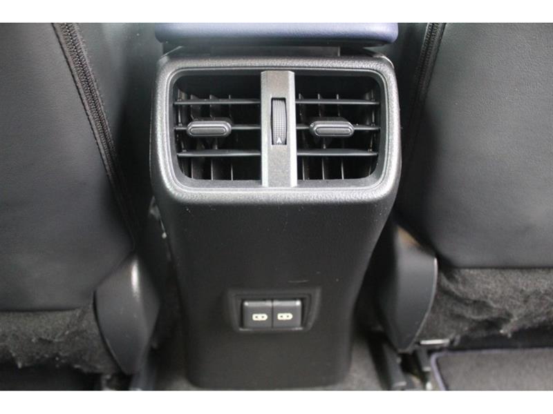 lexus UX 250H 2021 - 19