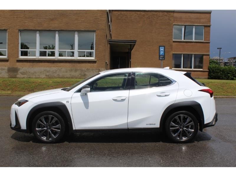 lexus UX 250H 2020 - 18