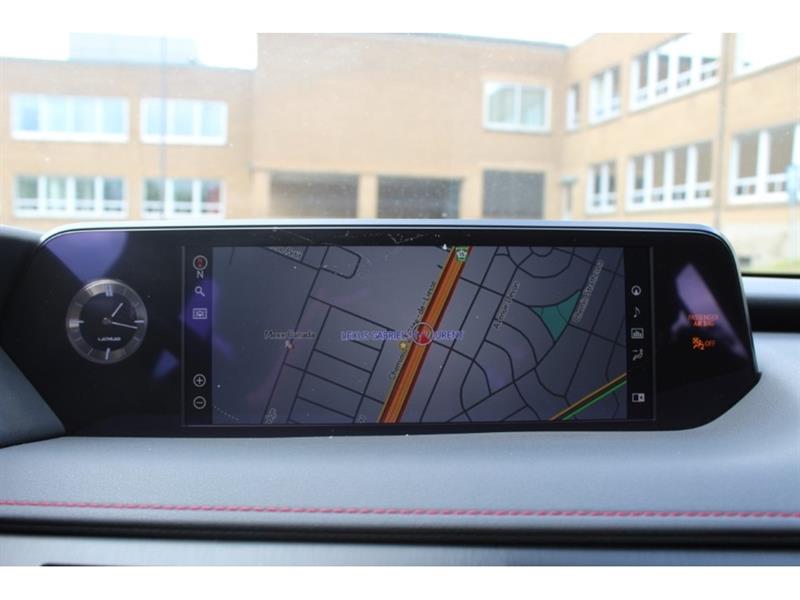 lexus UX 250H 2020 - 26