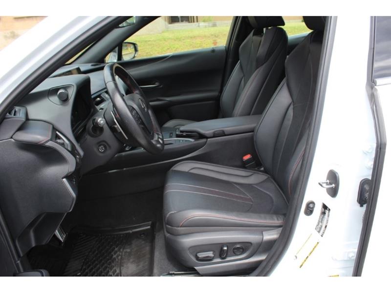 lexus UX 250H 2020 - 36