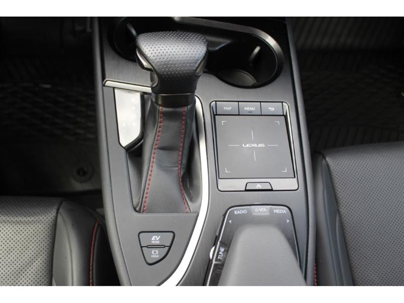 lexus UX 250H 2020 - 38