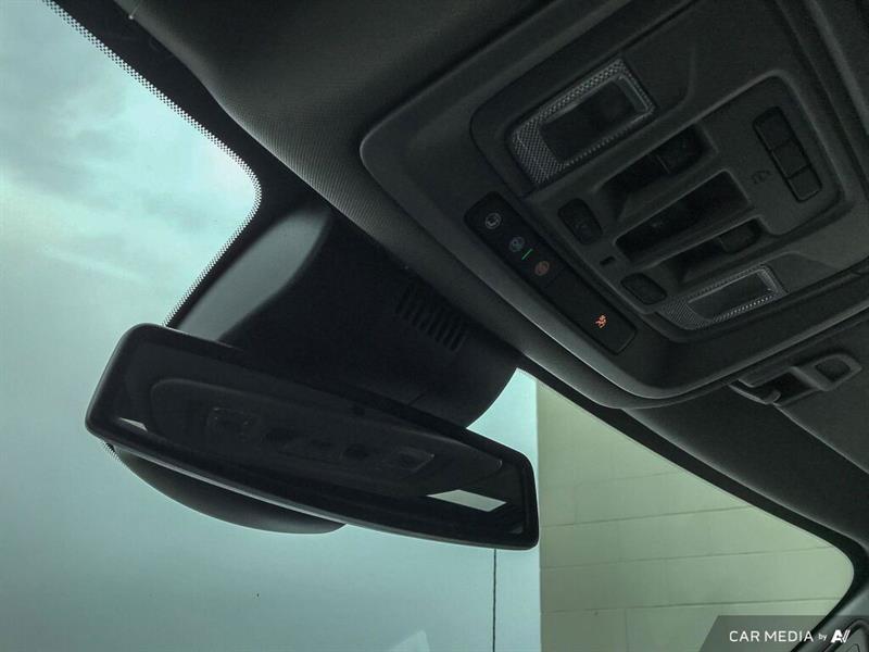 chevrolet Silverado 1500 2023 - 21