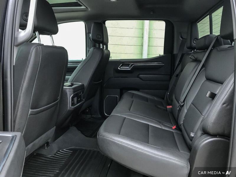 chevrolet Silverado 1500 2023 - 23