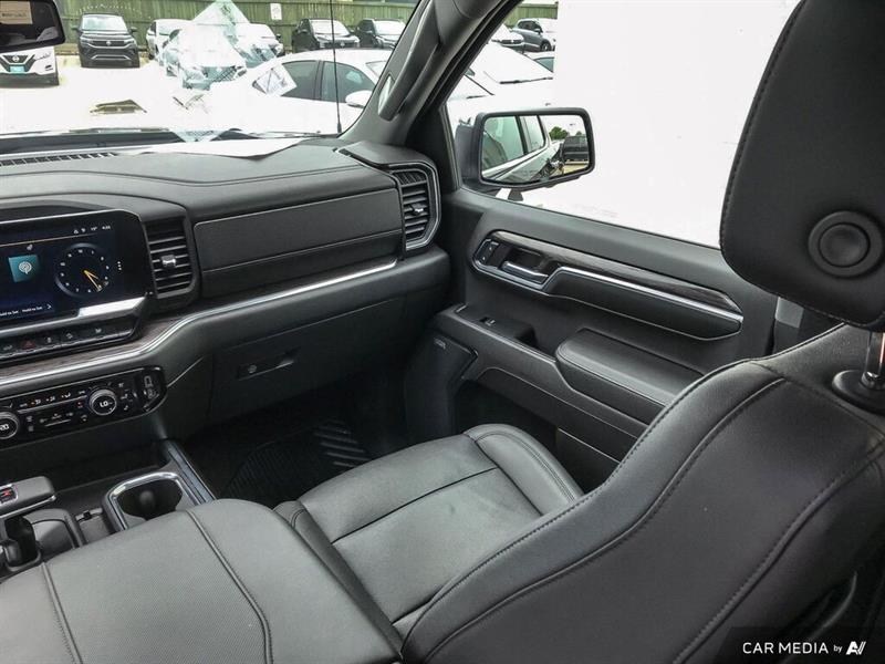 chevrolet Silverado 1500 2023 - 25