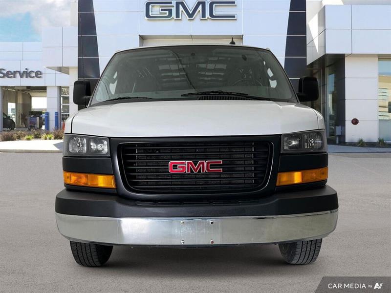 gmc Savana Cargo Van 2021 - 3