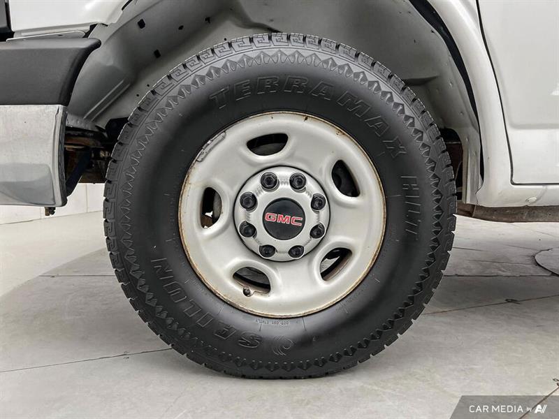 gmc Savana Cargo Van 2021 - 7