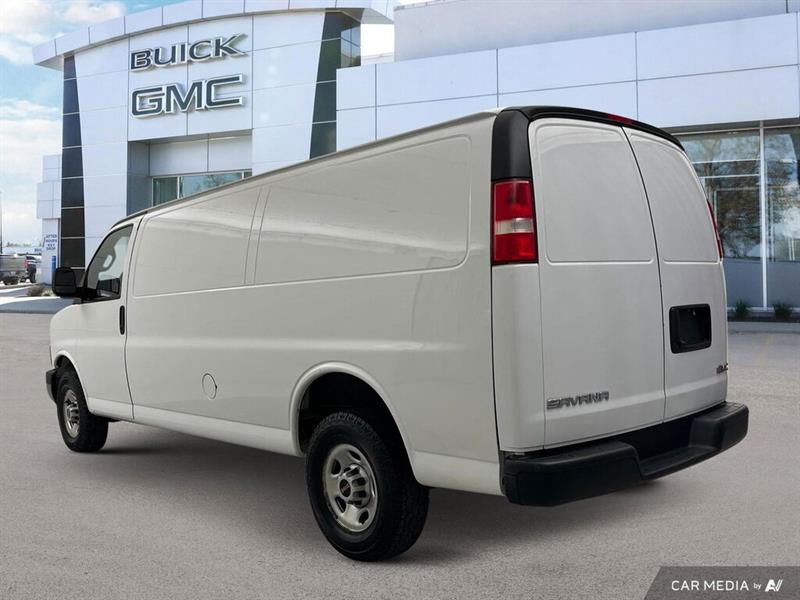 gmc Savana Cargo Van 2023 - 5
