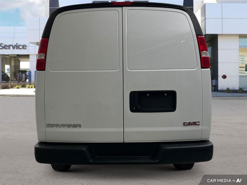 gmc Savana Cargo Van 2023 - 6