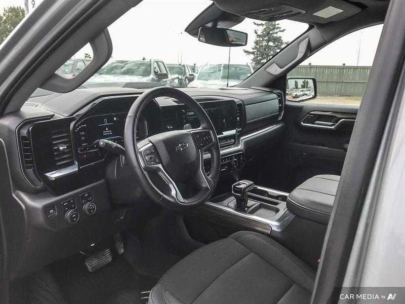 chevrolet Silverado 1500 2024 - 13