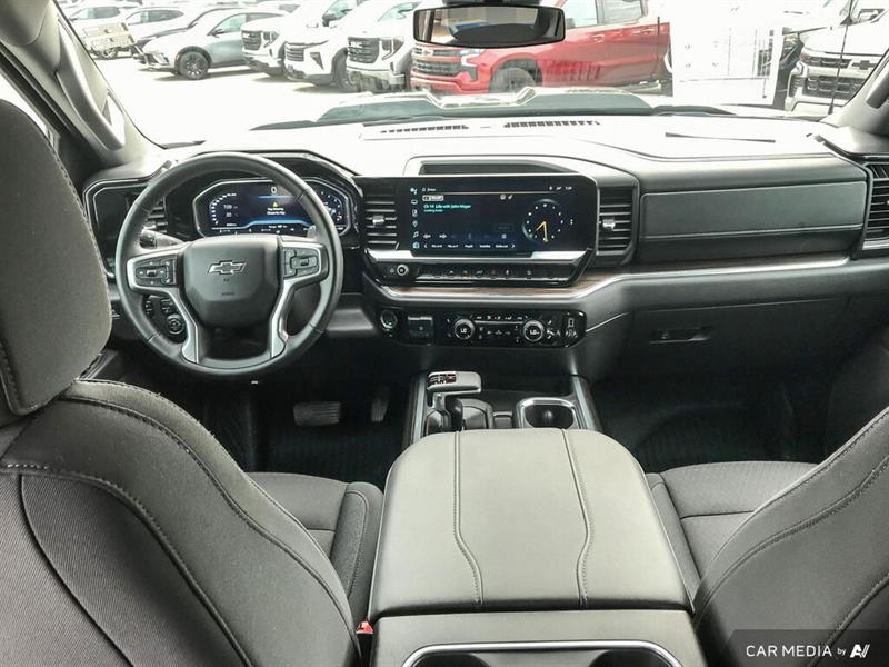 chevrolet Silverado 1500 2024 - 24