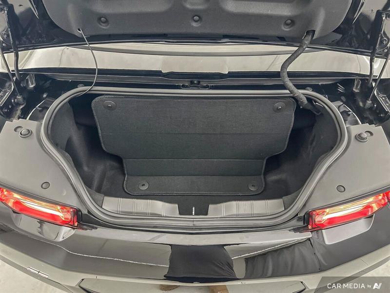 chevrolet Camaro 2023 - 13