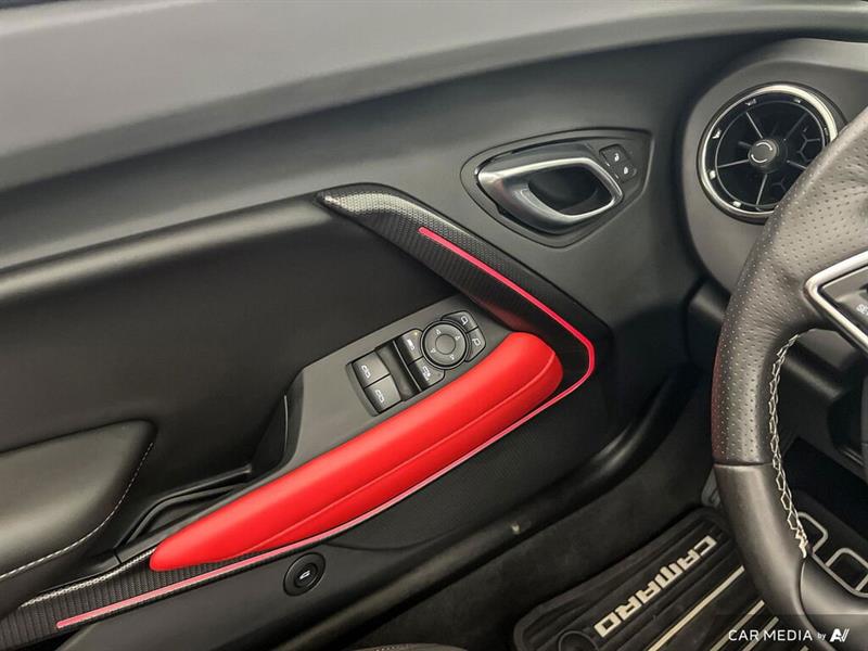 chevrolet Camaro 2023 - 18