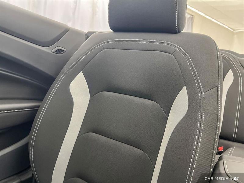 chevrolet Camaro 2023 - 21