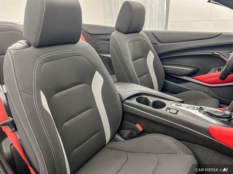 chevrolet Camaro 2023 - 23