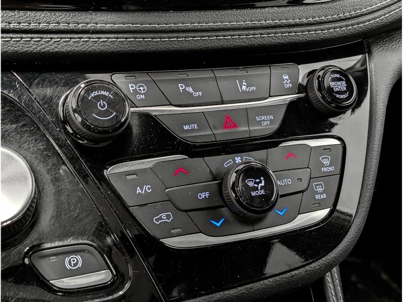 chrysler Pacifica Hybrid Limited 2022 - 12