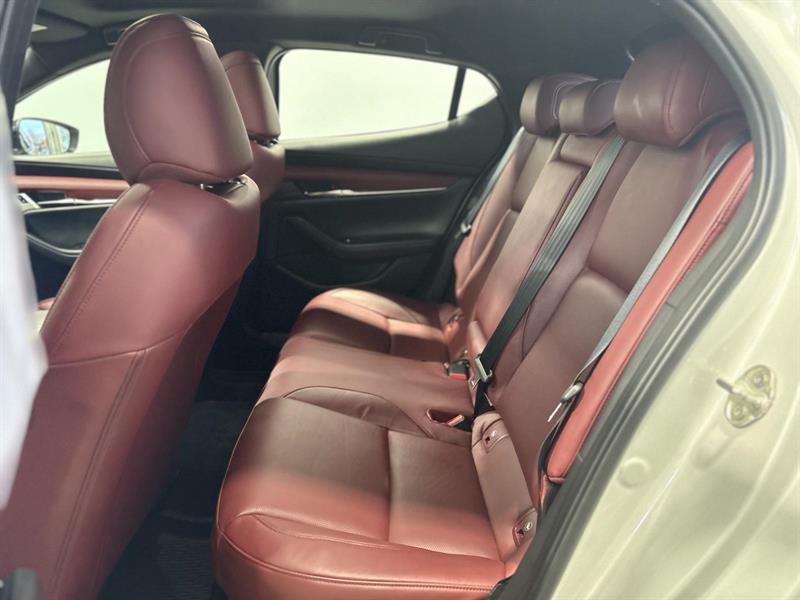 mazda Mazda3 2024 - 27