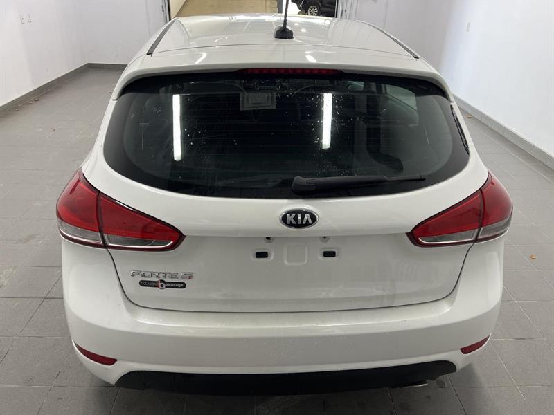 kia Forte 2018 - 4