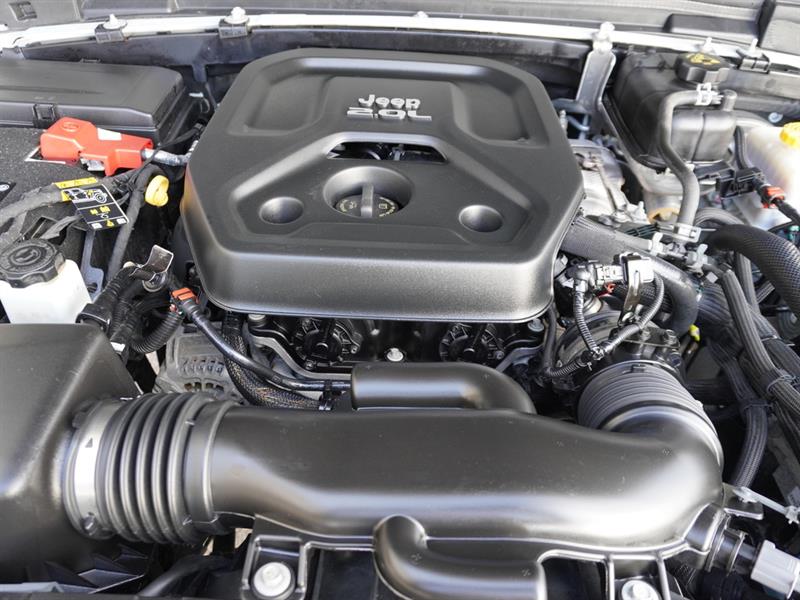 jeep Wrangler 2021 - 24