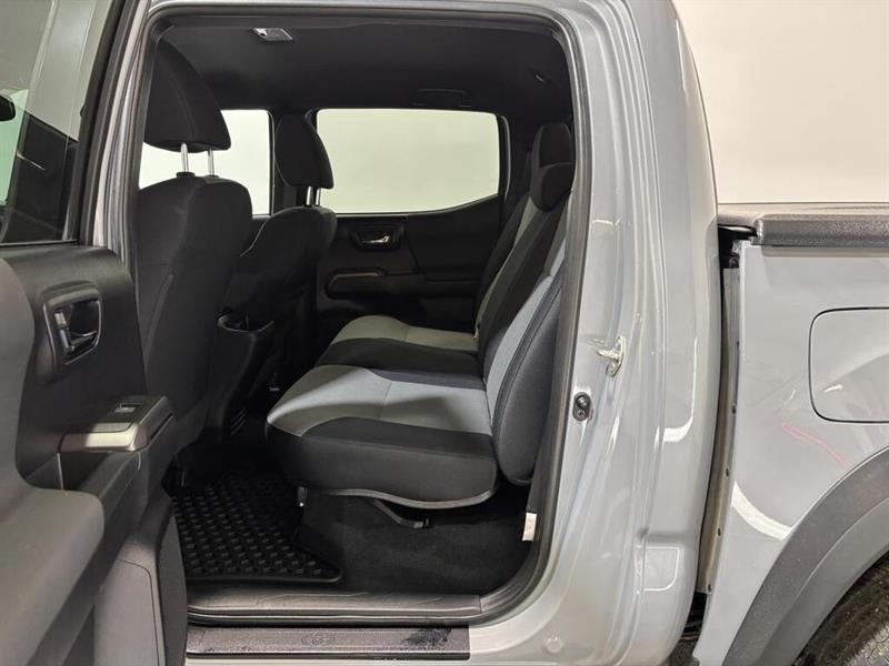 toyota Tacoma 2020 - 14