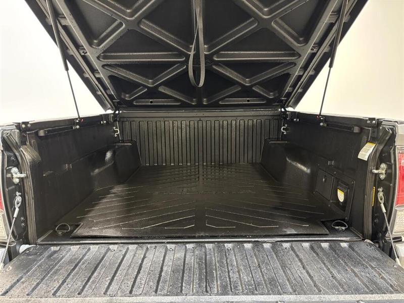 toyota Tacoma 2020 - 16