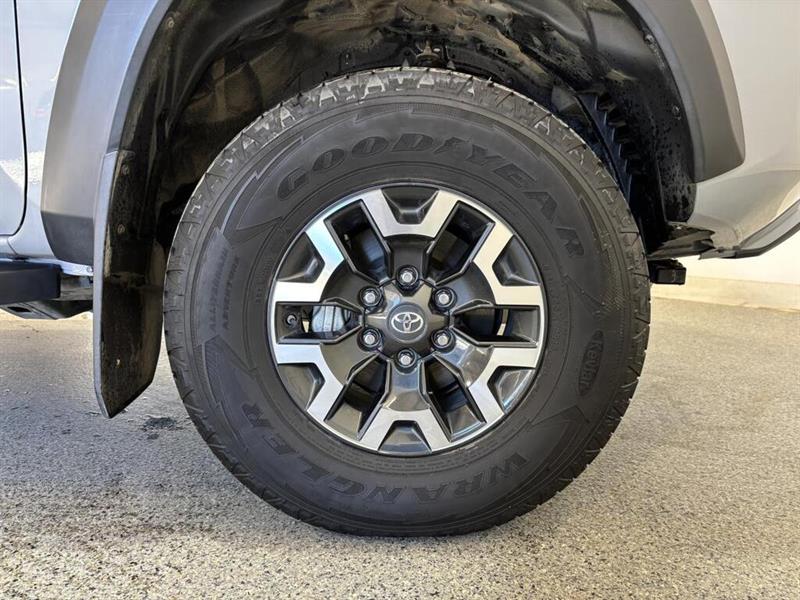 toyota Tacoma 2020 - 17