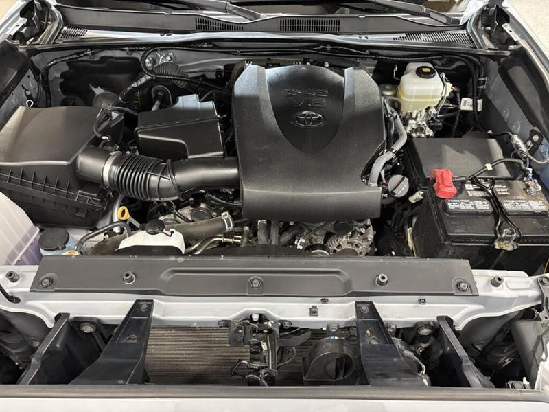 toyota Tacoma 2020 - 18