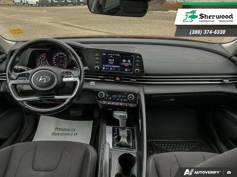 hyundai Elantra 2021 - 24