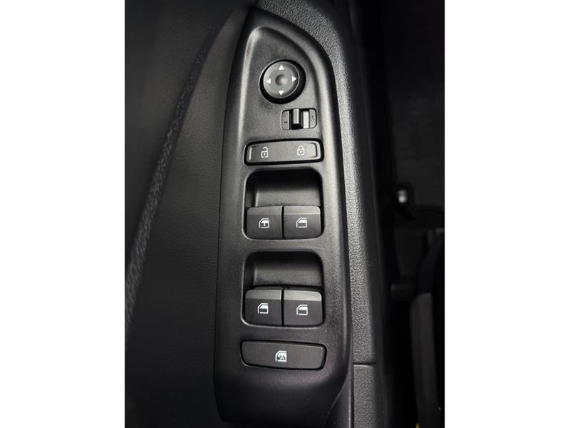 hyundai Venue 2023 - 21